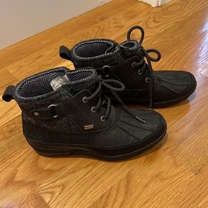 UGG Australia grey Lina duck boot